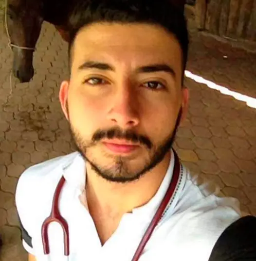 DVM Derek Levi
